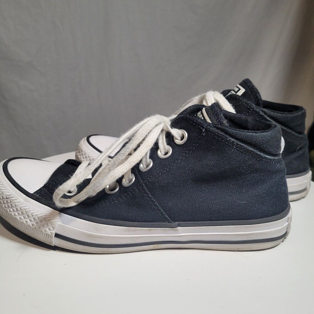 Converse All-Stars Chuck Taylor Mid Black Women Size 6